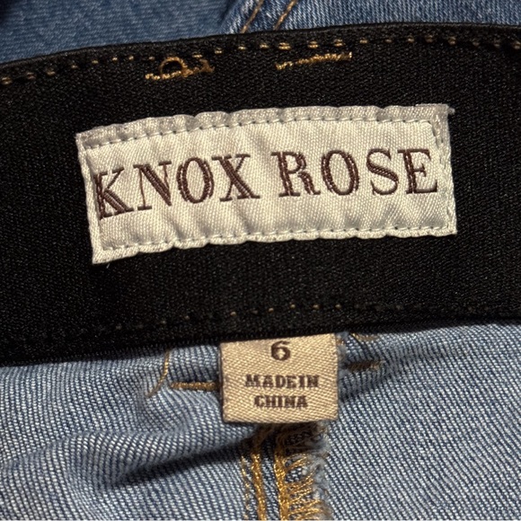 Knox Rose | Skinny Blue Jeans Blue Boho Design | Women’s 6 | EUC - Picture 3 of 3